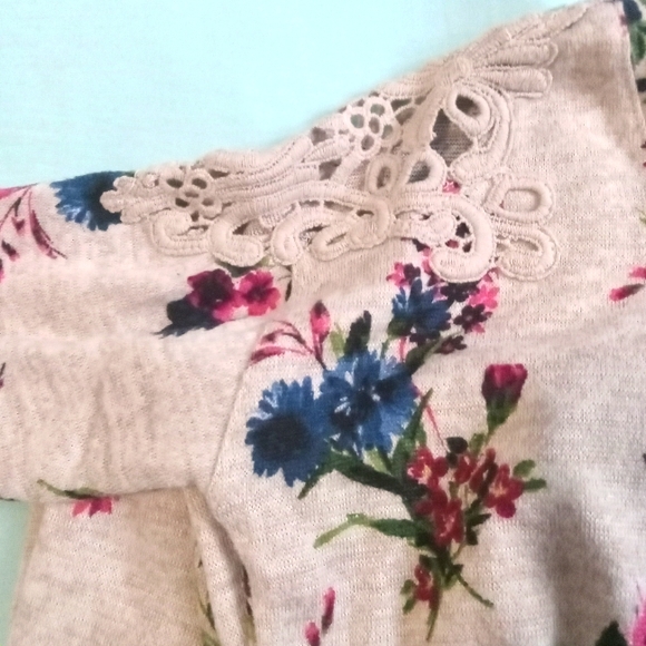 🩶🩷💙 NWOT Girls Juniors Floral Print Sweater Dress Top Small Date Party Dance - Picture 3 of 4
